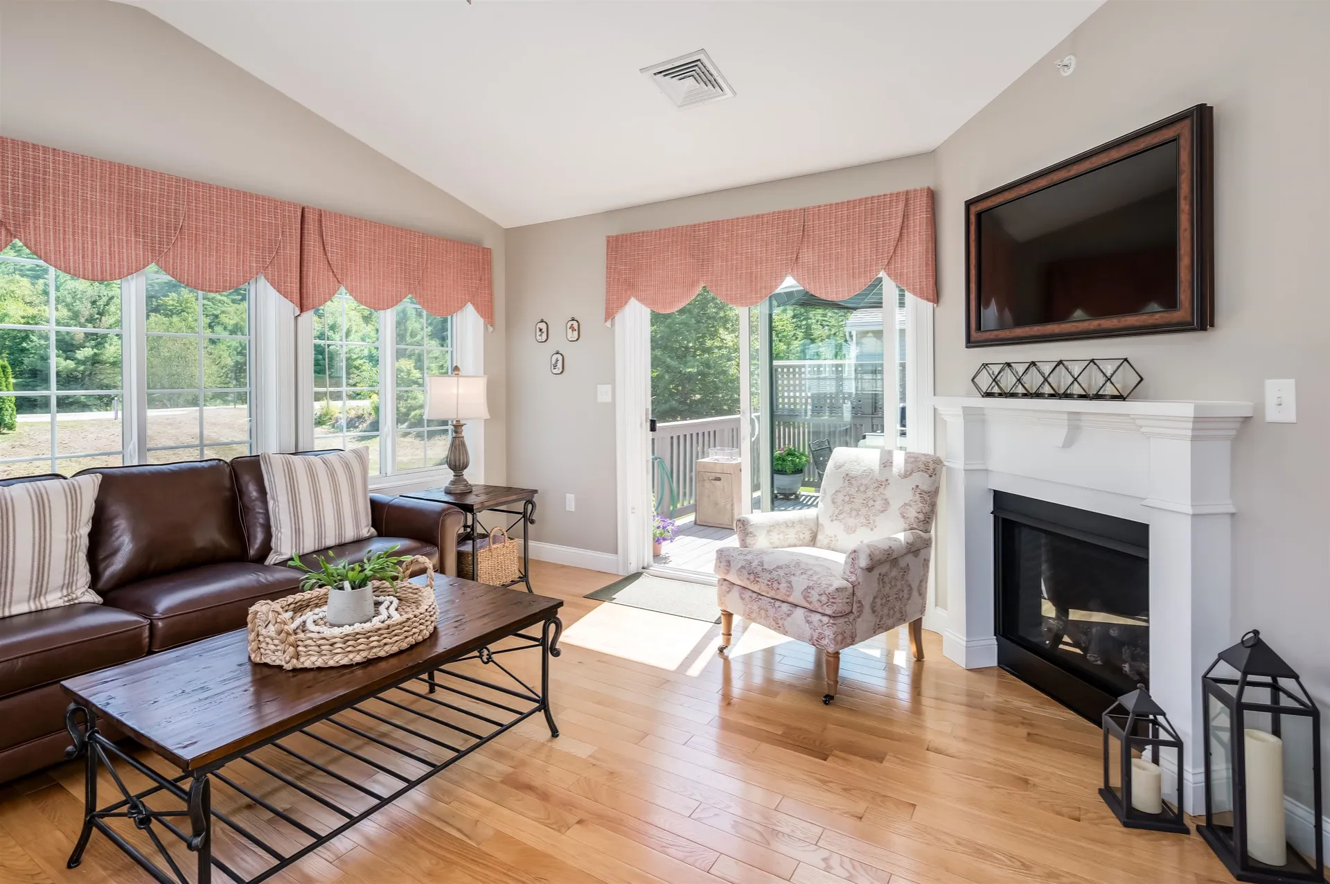 237 Villager Road Chester NH 03036