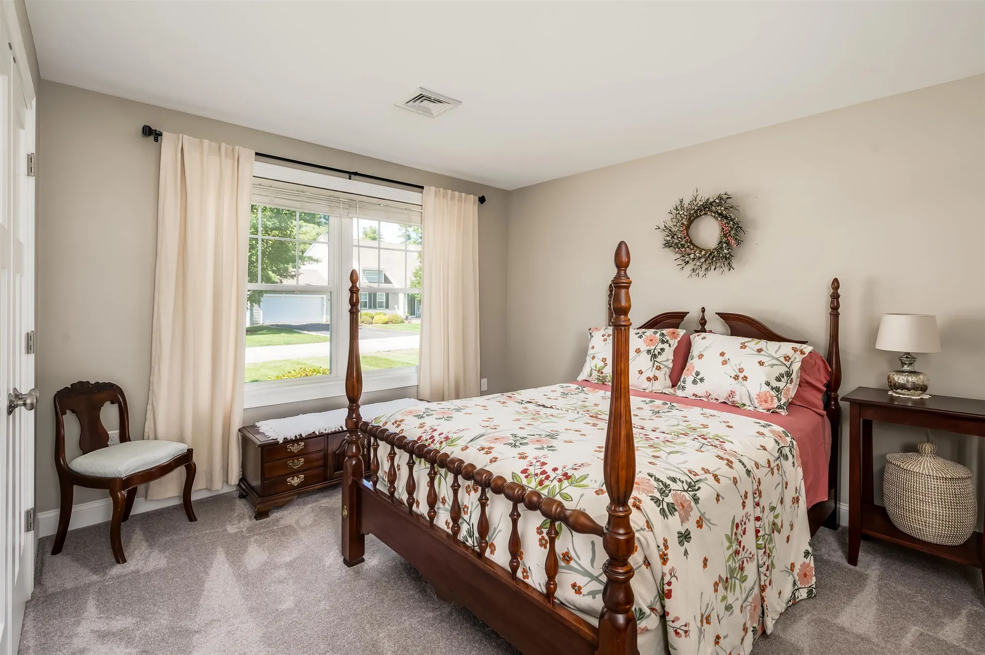 237 Villager Road Chester NH 03036