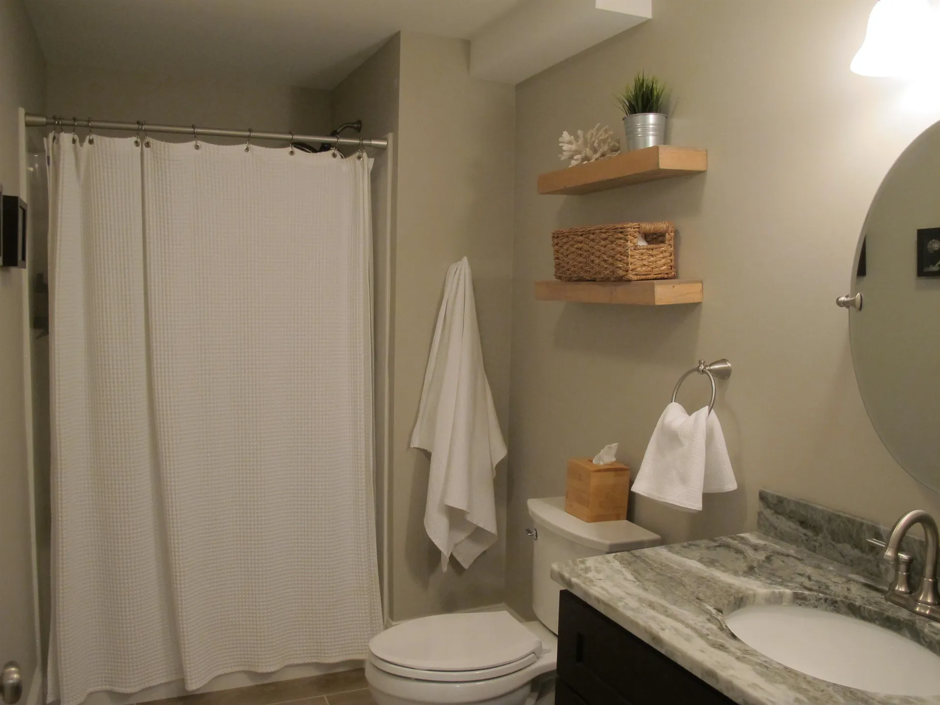 237 Villager Road Chester NH 03036