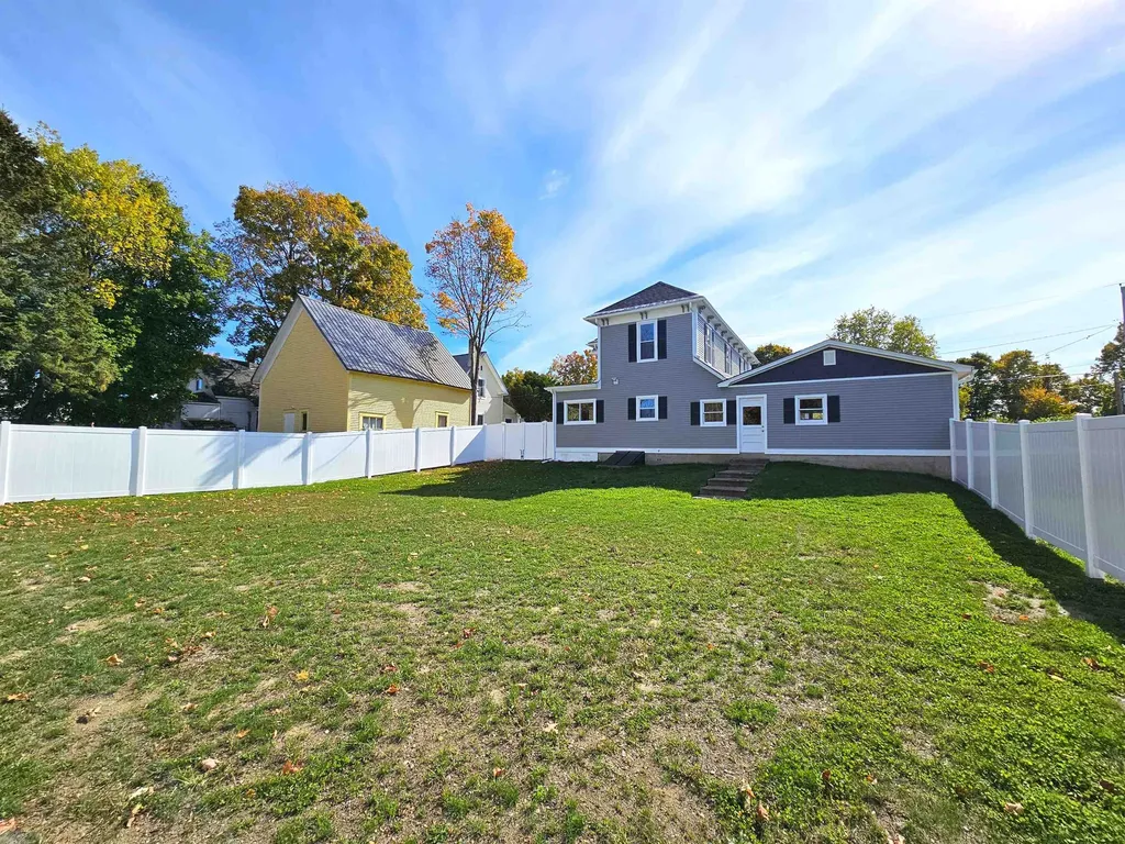 28 South Avenue Newport City VT 05855