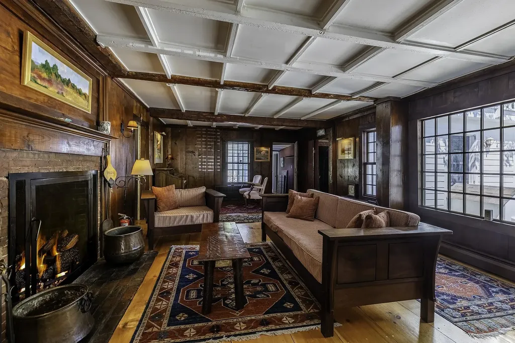 3732 Vt Route 30 Jamaica VT 05343