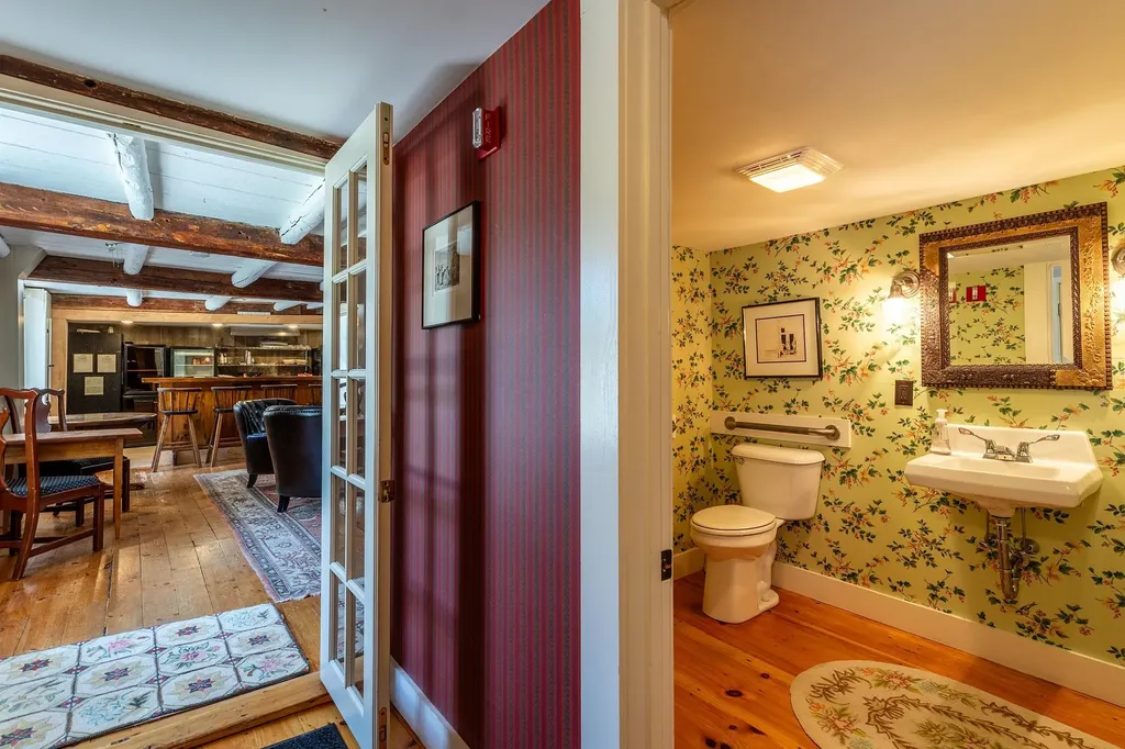 3732 Vt Route 30 Jamaica VT 05343