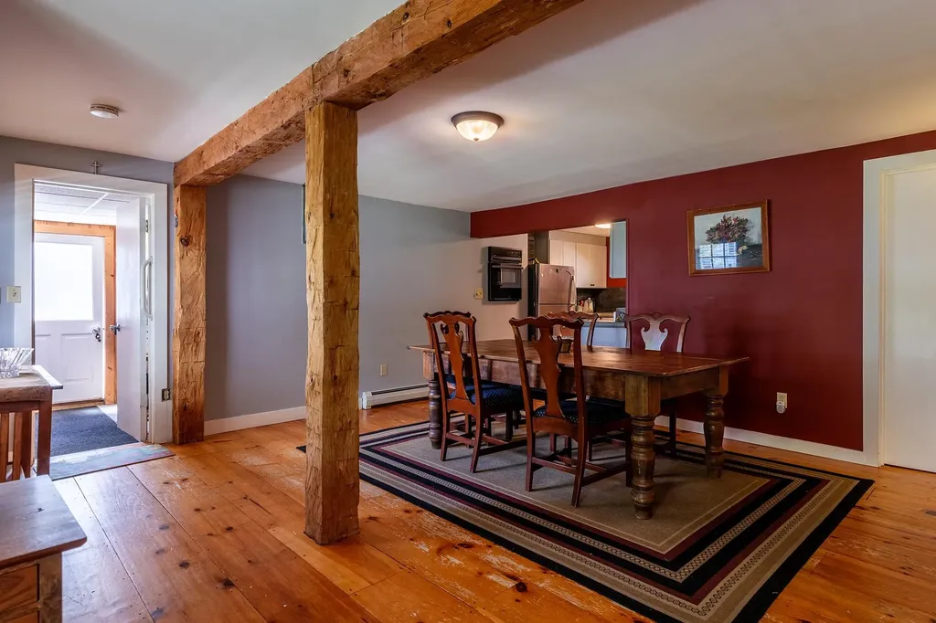 3732 Vt Route 30 Jamaica VT 05343