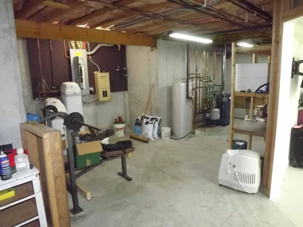 84 Gile Road Franklin NH 03235