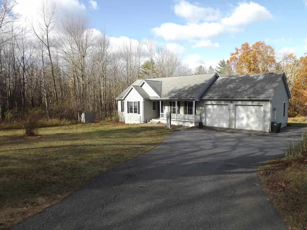 84 Gile Road Franklin NH 03235