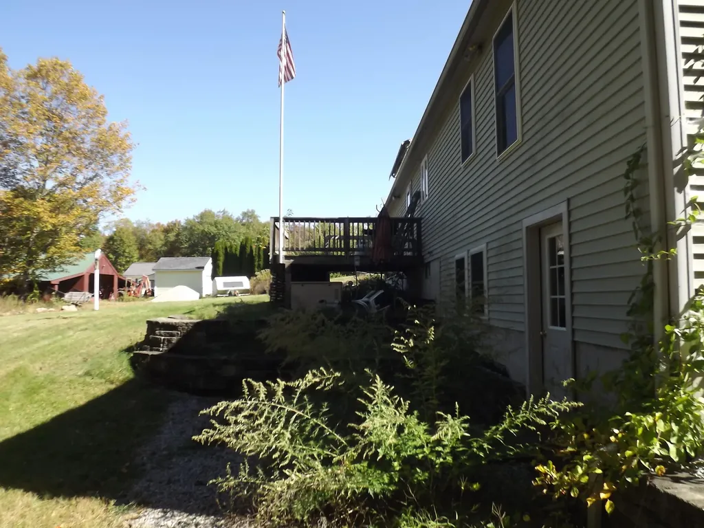 84 Gile Road Franklin NH 03235