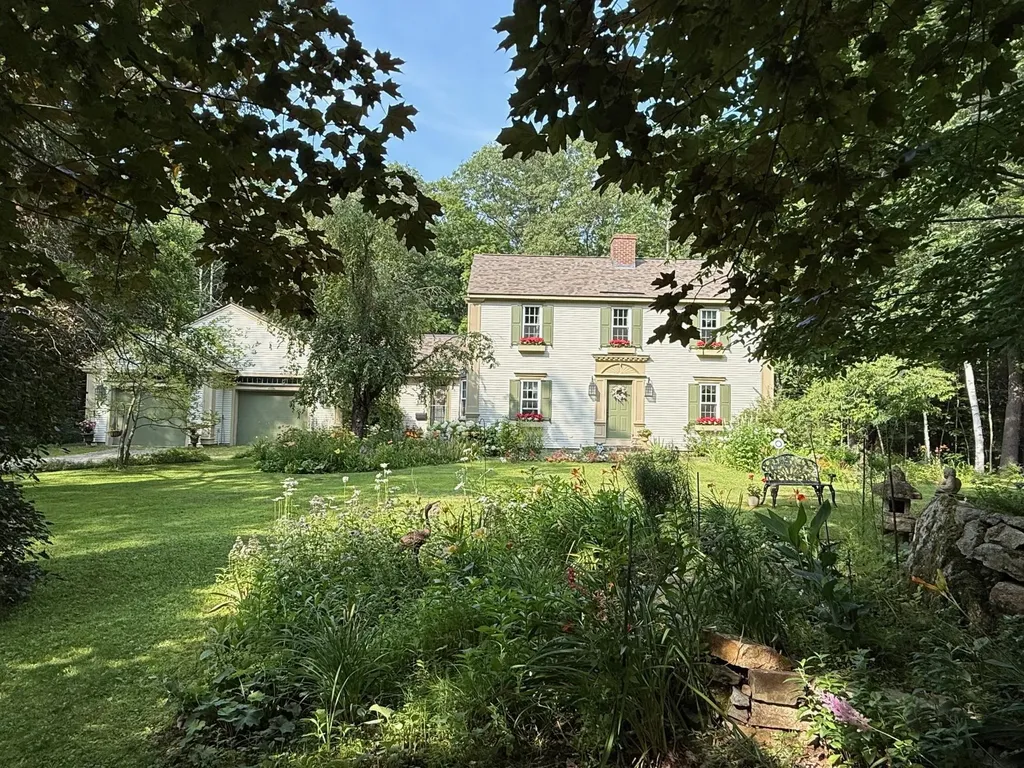 220 Governors Road Brookfield NH 03872