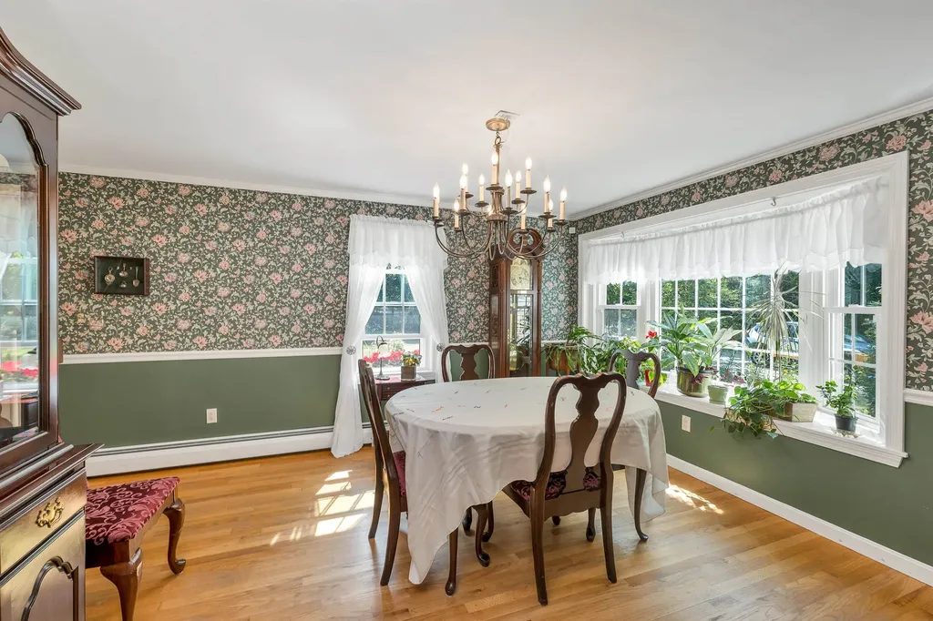 220 Governors Road Brookfield NH 03872