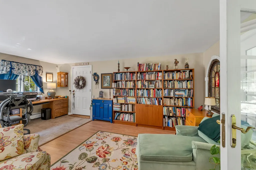 220 Governors Road Brookfield NH 03872