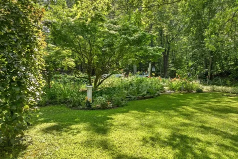 220 Governors Road Brookfield NH 03872
