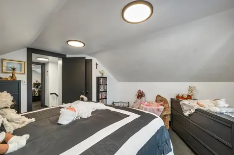 13 Mulvanity Street Nashua NH 03060