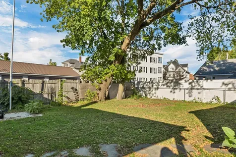 13 Mulvanity Street Nashua NH 03060