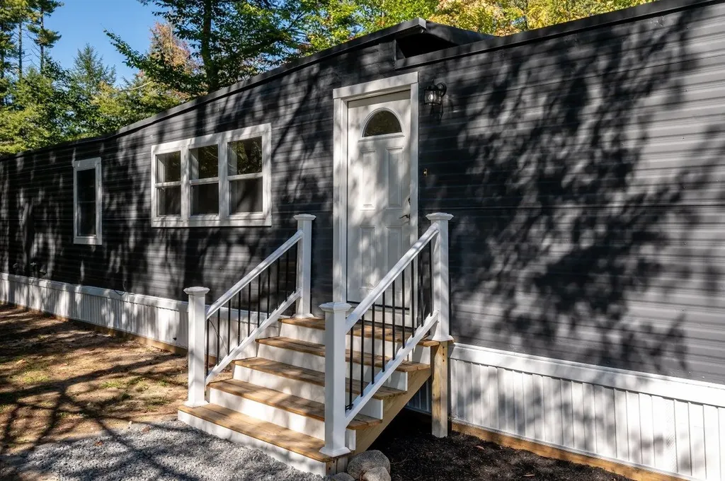 49 Lindenshire Avenue Exeter NH 03833