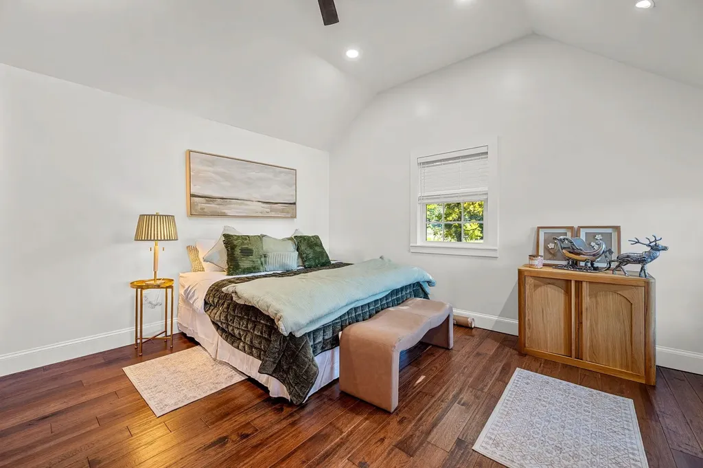 1091 Pucker Street Stowe VT 05672