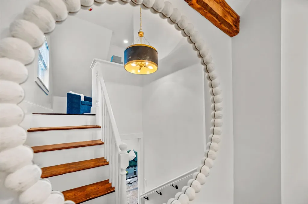 1091 Pucker Street Stowe VT 05672