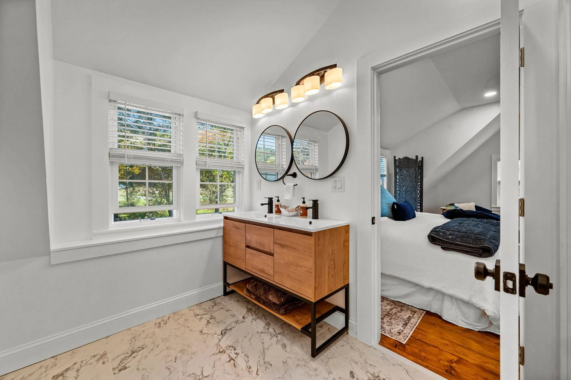 1091 Pucker Street Stowe VT 05672