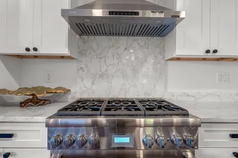 1091 Pucker Street Stowe VT 05672