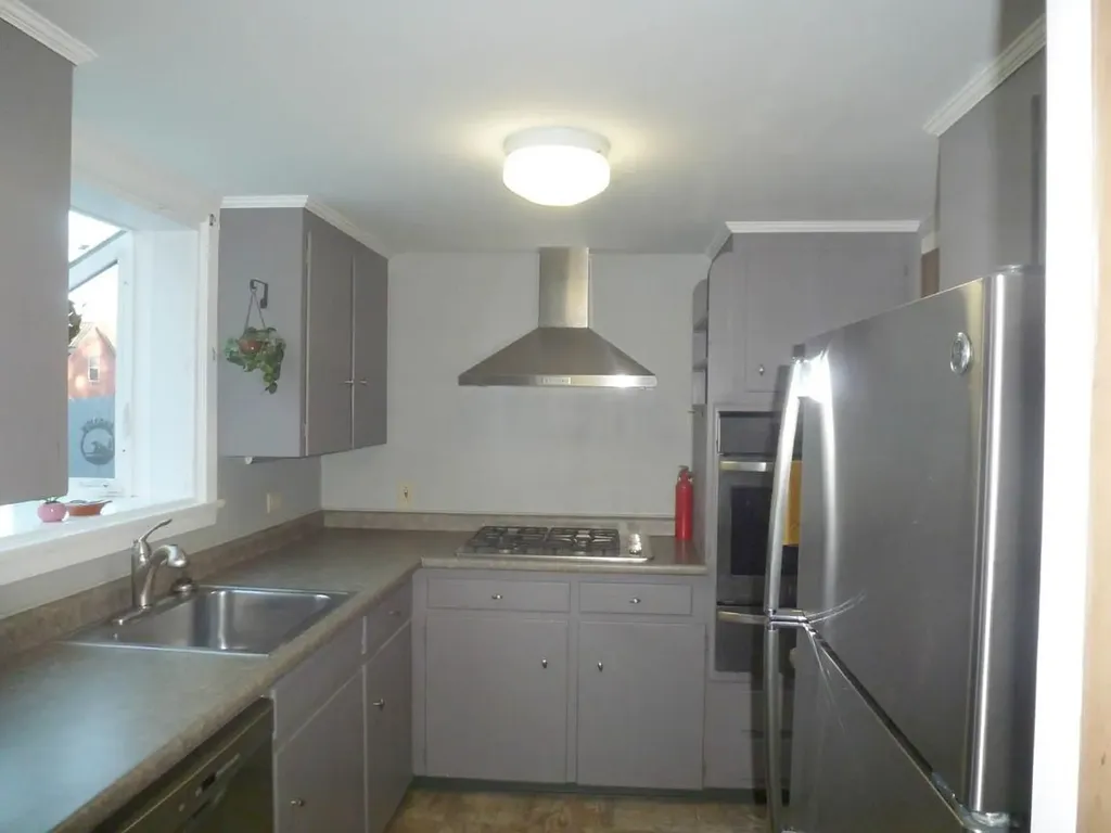 3 Shop Road Hill NH 03243