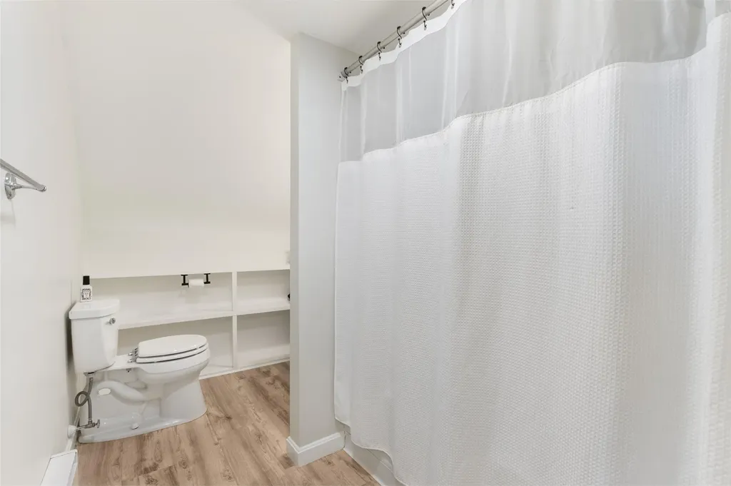 31 Woodlawn Avenue Hillsborough NH 03244