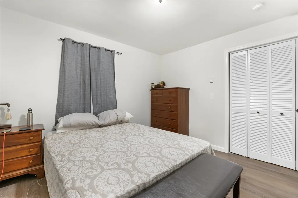 31 Woodlawn Avenue Hillsborough NH 03244