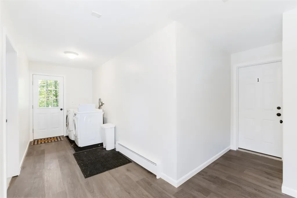 31 Woodlawn Avenue Hillsborough NH 03244