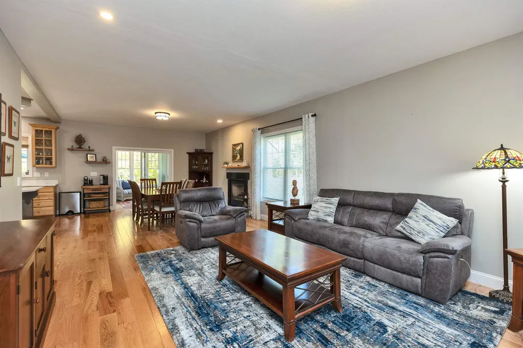 71 Robbe Farm Road Peterborough NH 03458