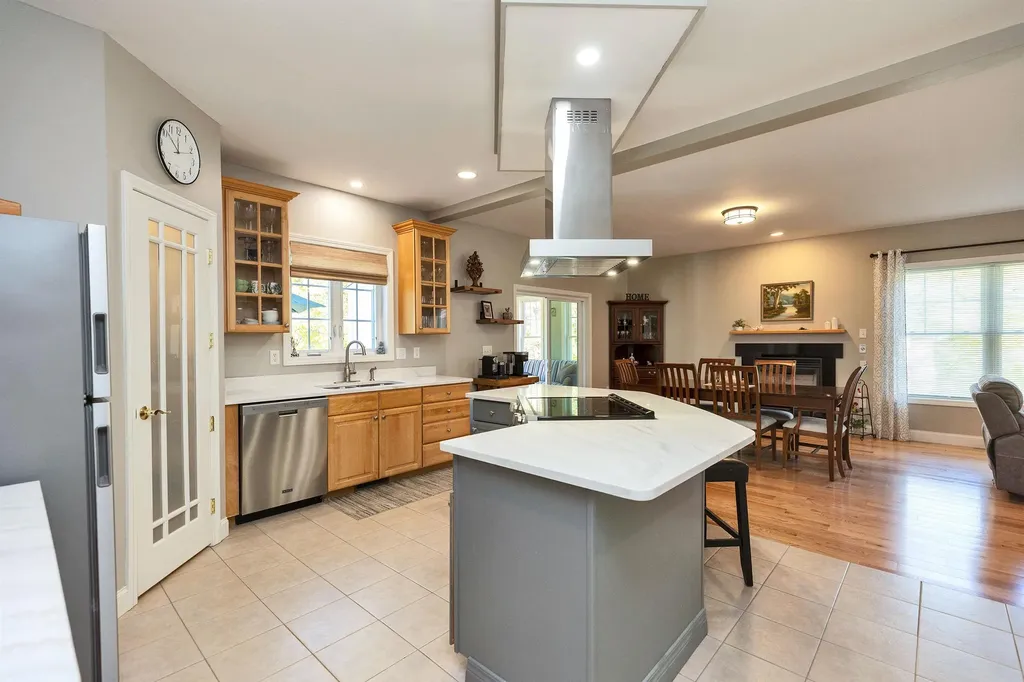 71 Robbe Farm Road Peterborough NH 03458