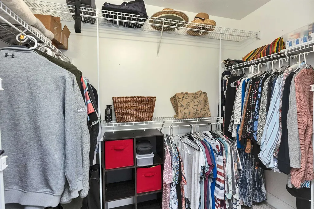 71 Robbe Farm Road Peterborough NH 03458