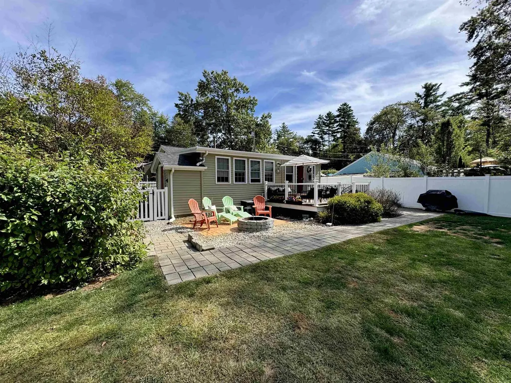 4 Stephanie Road Dunbarton NH 03046