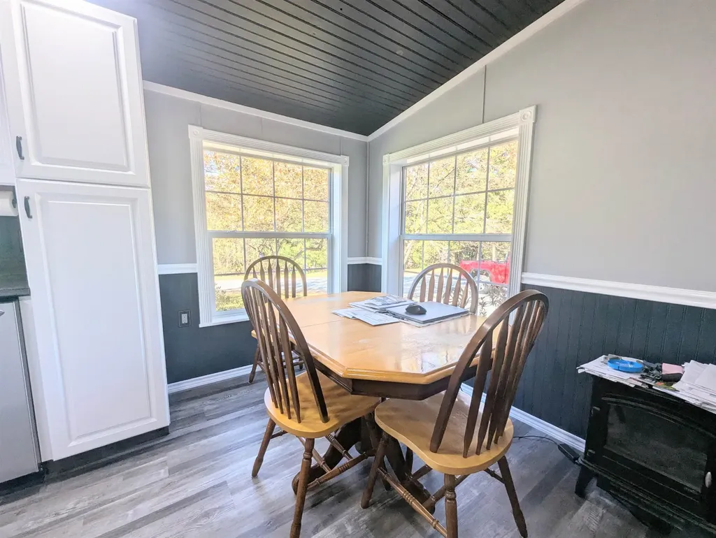 43 Crestwood Drive St. Johnsbury VT 05819