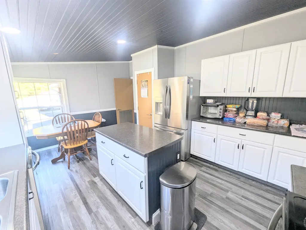 43 Crestwood Drive St. Johnsbury VT 05819