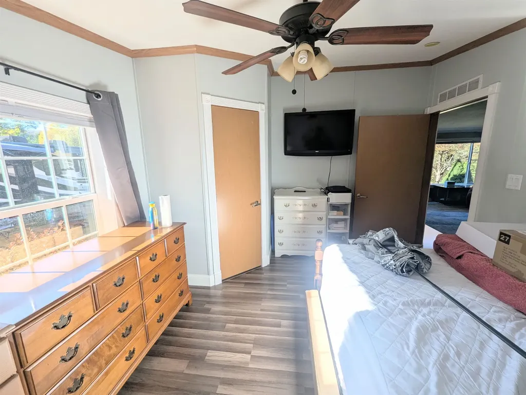 43 Crestwood Drive St. Johnsbury VT 05819