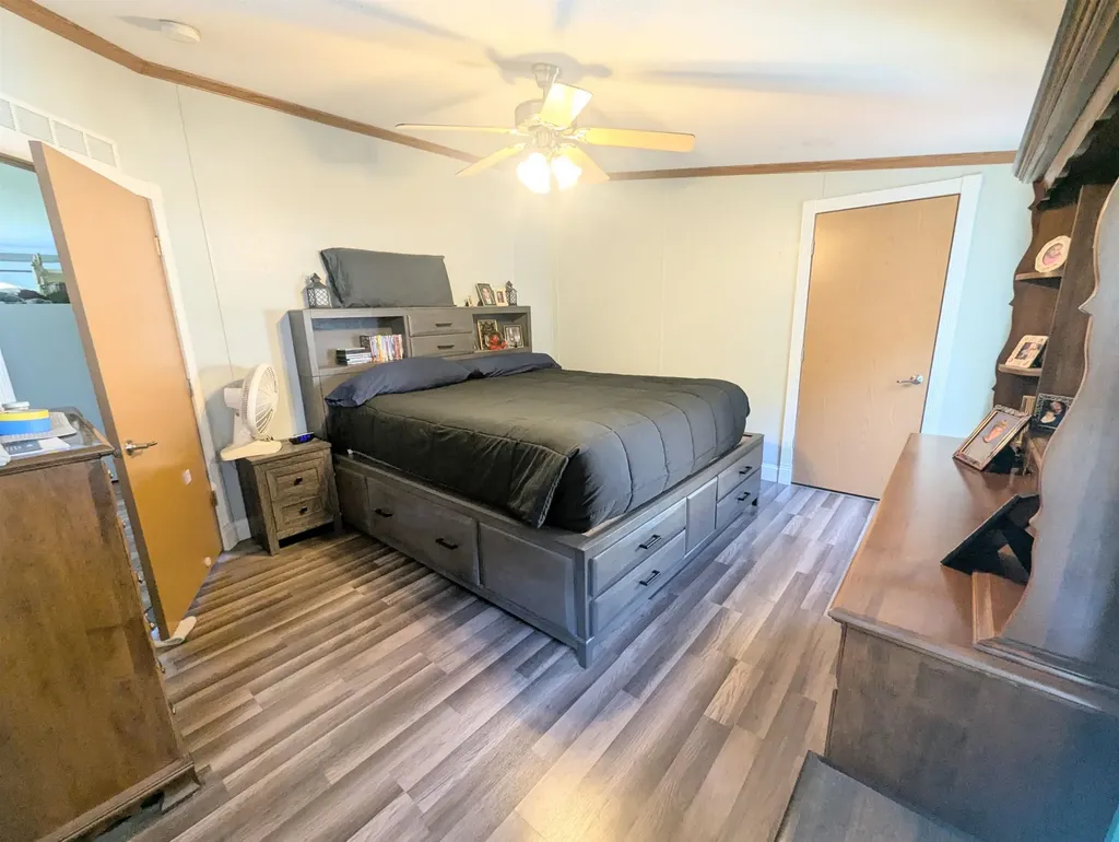 43 Crestwood Drive St. Johnsbury VT 05819