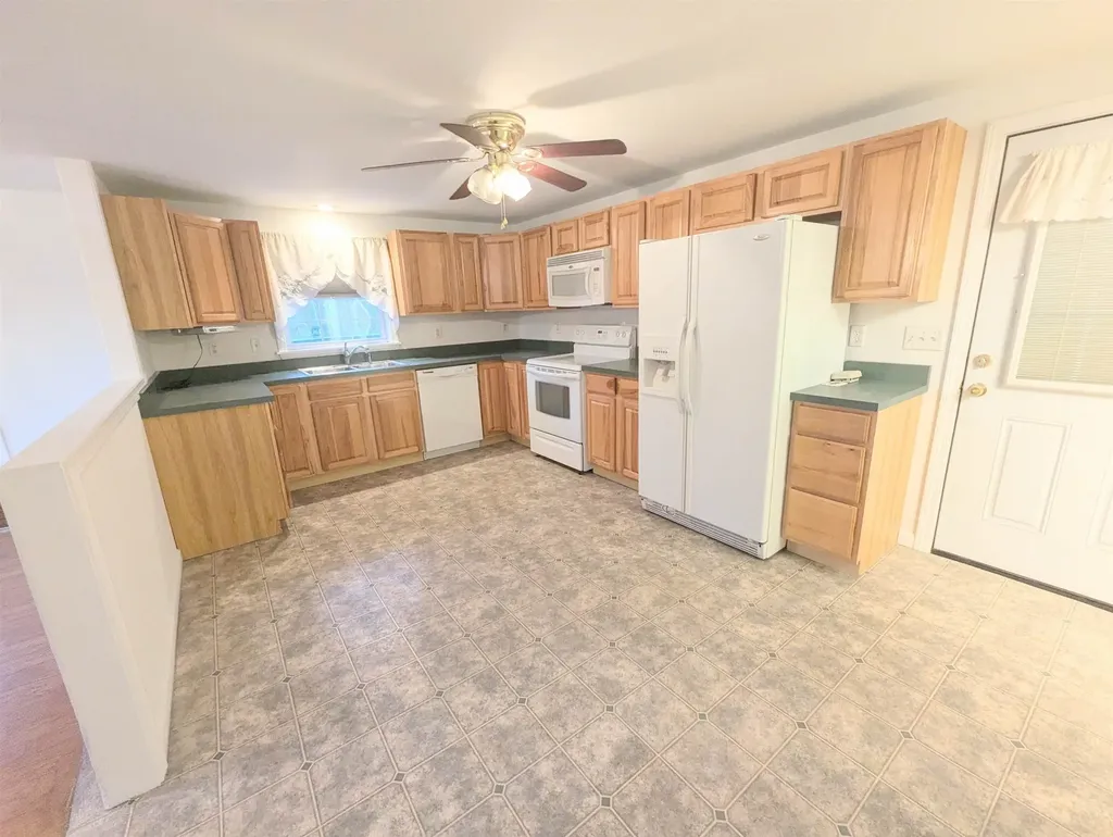 43 Crestwood Drive St. Johnsbury VT 05819