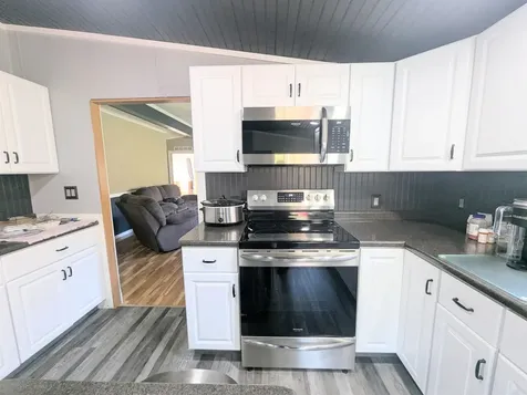 43 Crestwood Drive St. Johnsbury VT 05819