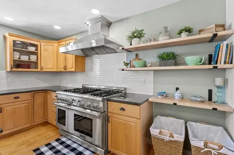 2 Hall Avenue Salem NH 03079