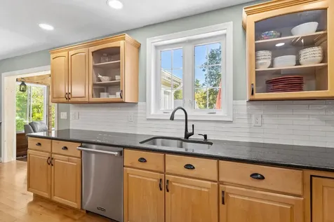 2 Hall Avenue Salem NH 03079