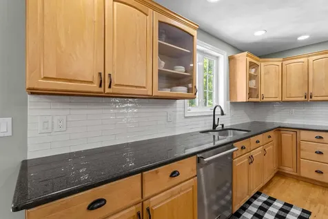 2 Hall Avenue Salem NH 03079