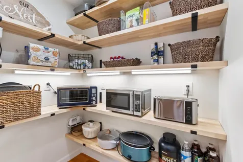 2 Hall Avenue Salem NH 03079