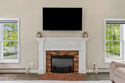 2 Hall Avenue Salem NH 03079