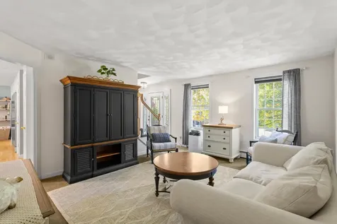 2 Hall Avenue Salem NH 03079