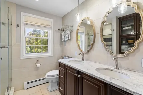 2 Hall Avenue Salem NH 03079