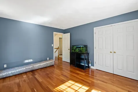 2 Hall Avenue Salem NH 03079