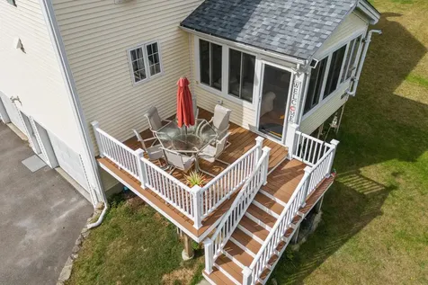 2 Hall Avenue Salem NH 03079