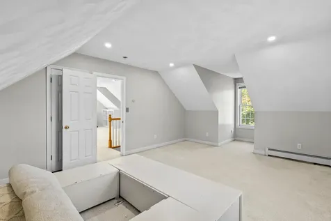 2 Hall Avenue Salem NH 03079