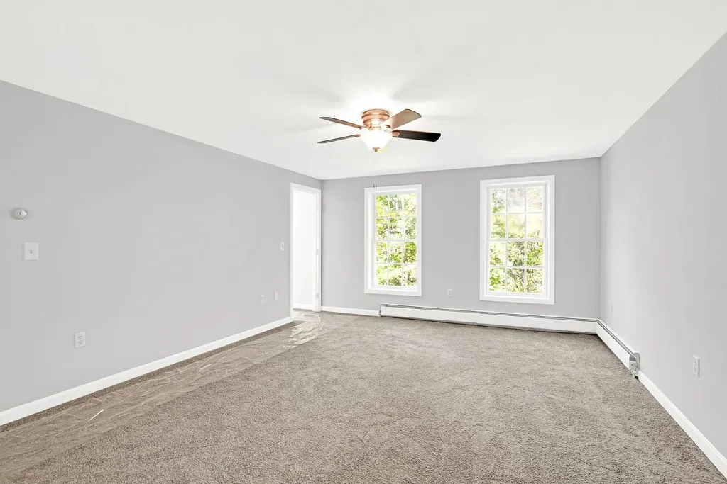 22 Peppermint Street Goffstown NH 03045