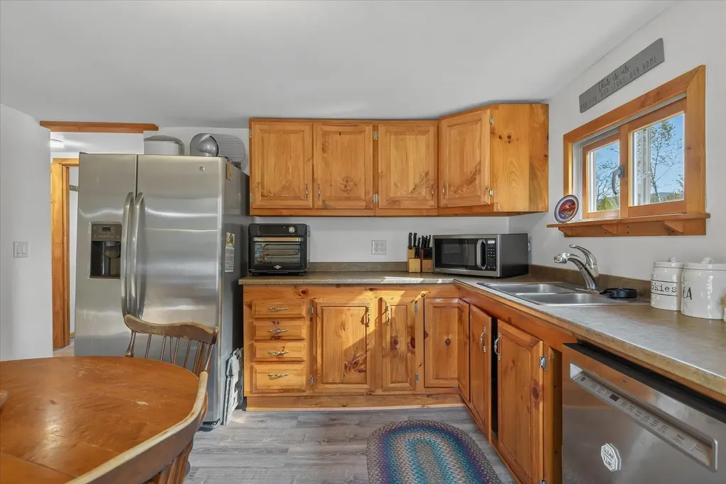 1243 Summit Road Mount Holly VT 05758