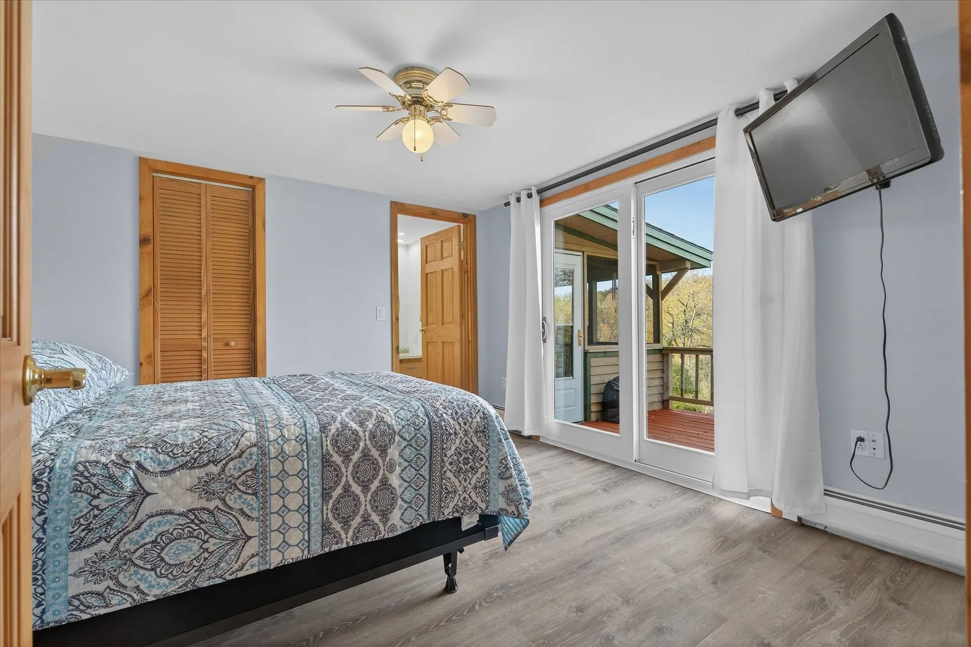 1243 Summit Road Mount Holly VT 05758