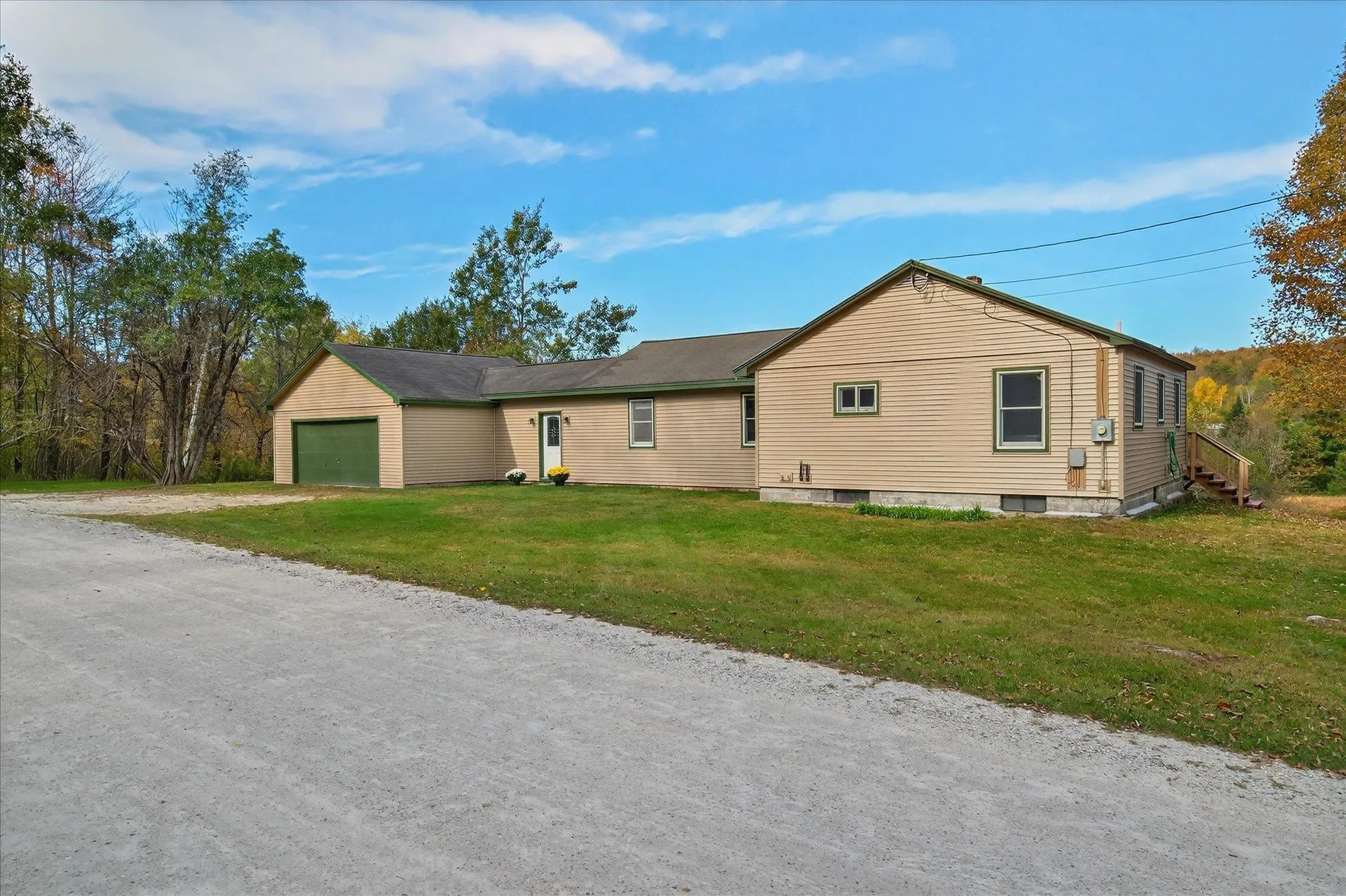 1243 Summit Road Mount Holly VT 05758