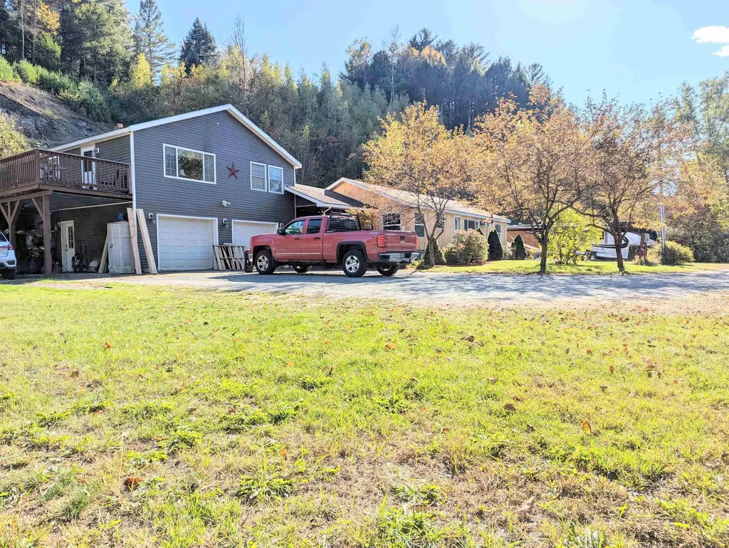 43 Crestwood Drive St. Johnsbury VT 05819